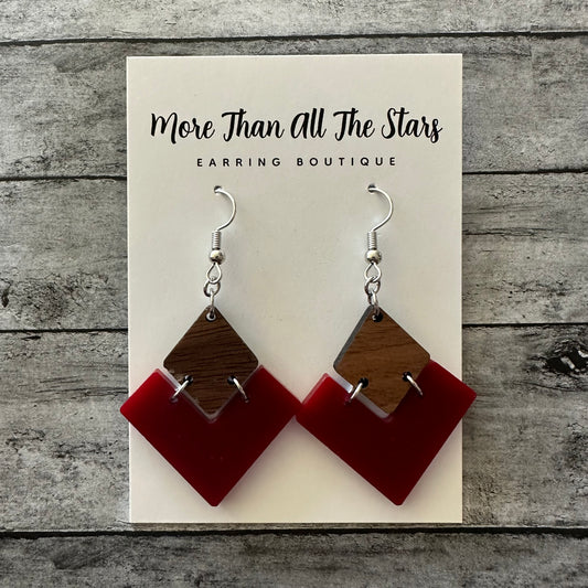 Wine Split Triangle Earrings