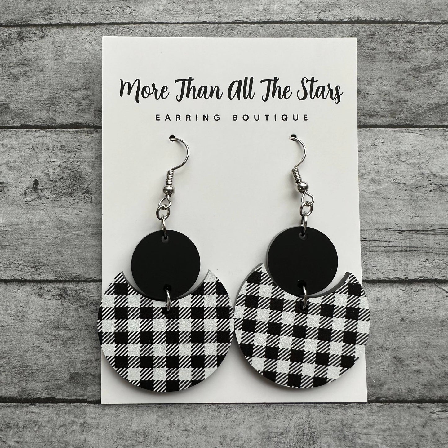 Black and White Plaid Crescent Circle