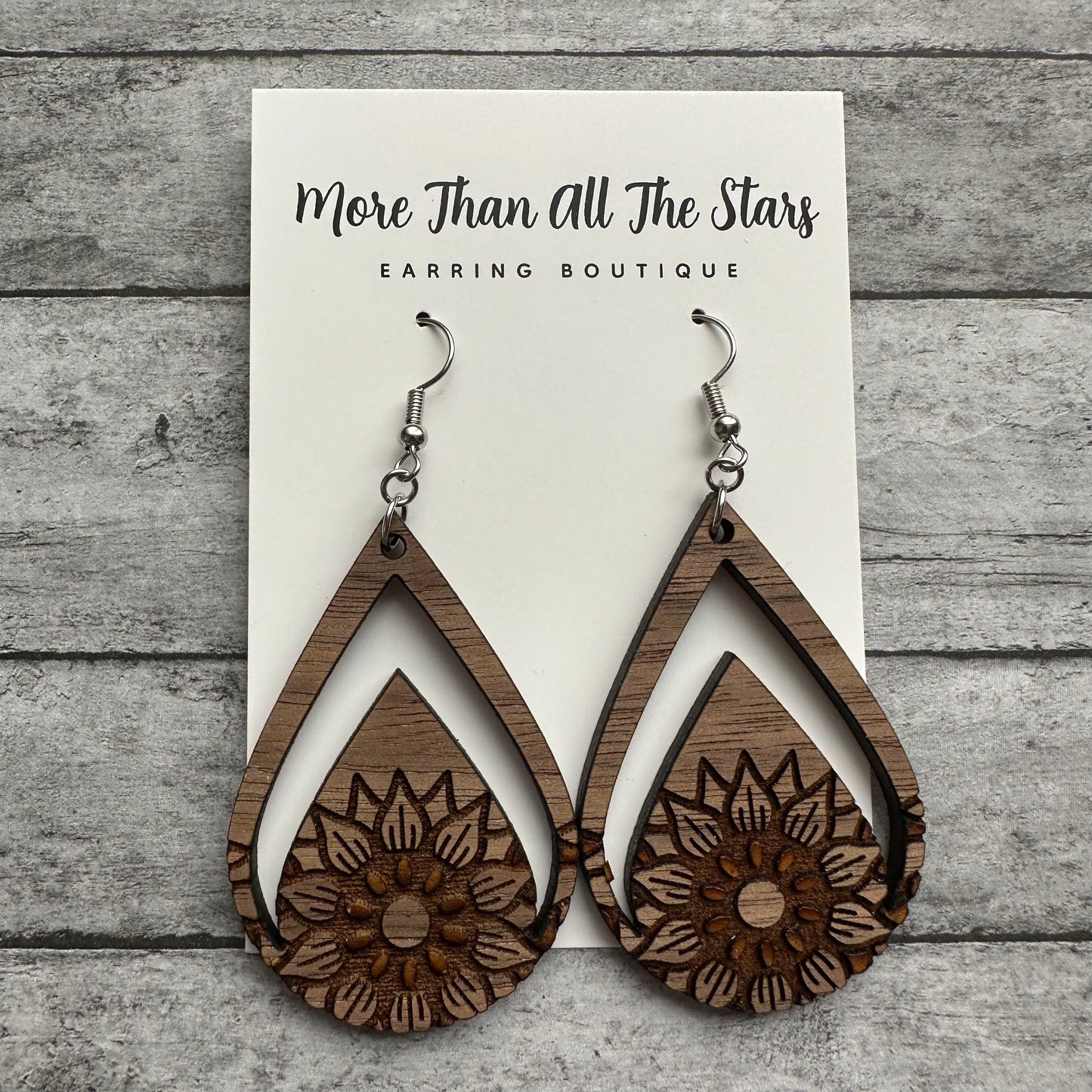 Teardrop Cutout Sunflower Earrings